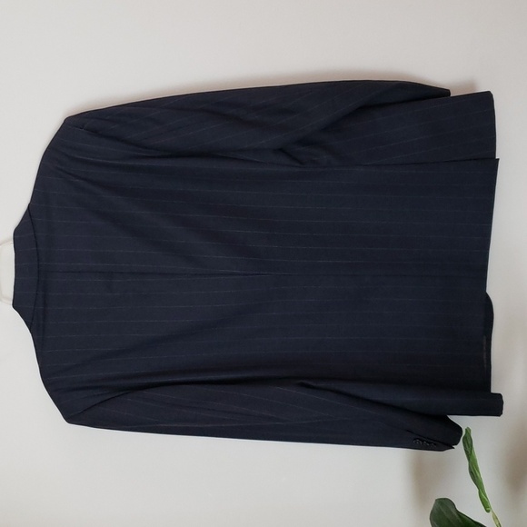 Brioni double button Blazer, Wool, Blue pinstripe, classic men's suit jacket. - Picture 10 of 15